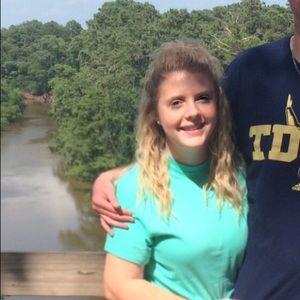 Meet your Posher, Victoria